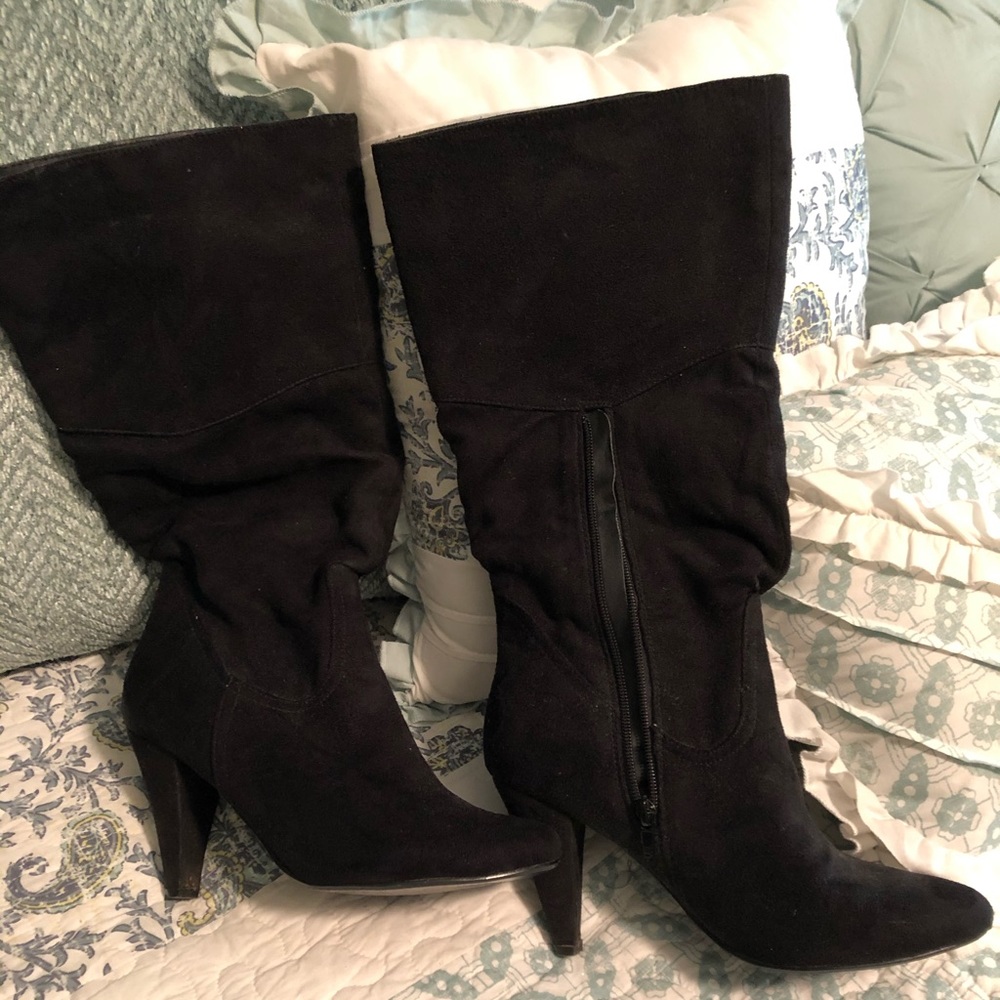 Ladies Suede Boots.  Boots are knee boots